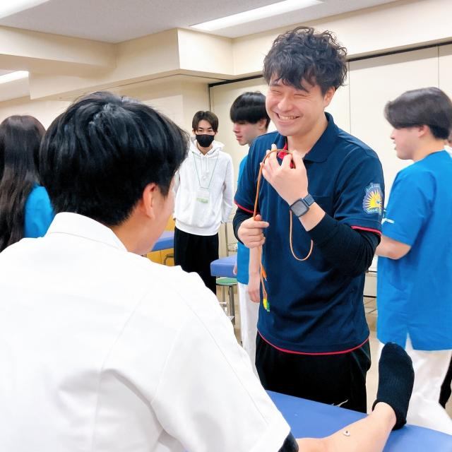 札幌青葉鍼灸柔整専門学校 2/8　スポーツ×医療の仕事を知ろう！現役トレーナー来校2