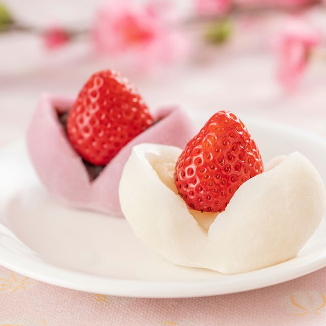 札幌観光ブライダル・製菓専門学校 【製菓学科】いちご大福1