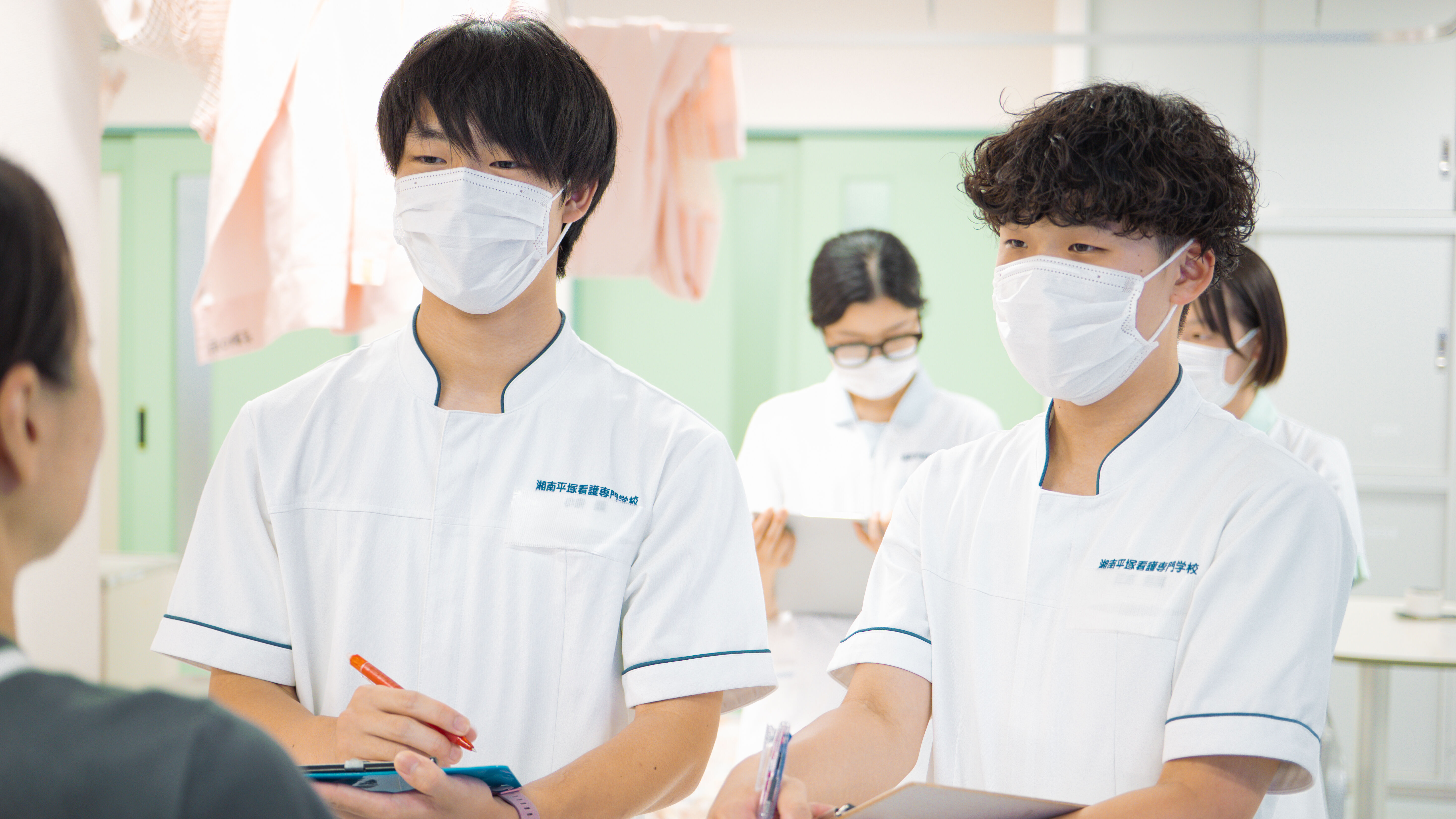 湘南平塚看護専門学校 | 資料請求・願書請求・学校案内【スタディ