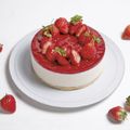 専門学校　福岡ビジョナリーアーツ 【フード】ストロベリーチーズケーキ