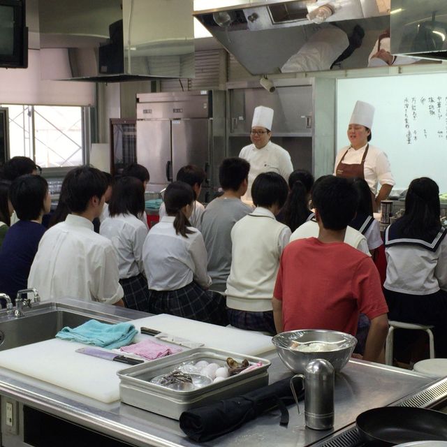 中川学園調理技術専門学校 高3限定！西洋料理【オムハヤシ】先輩と実習体験！赤塚駅歩5分4