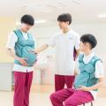 長岡崇徳大学 妊婦さんの疑似体験も！「母性看護学」模擬授業開催！