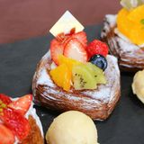 【パティシエ】フルーツデニッシュ～バニラアイス添え～の詳細