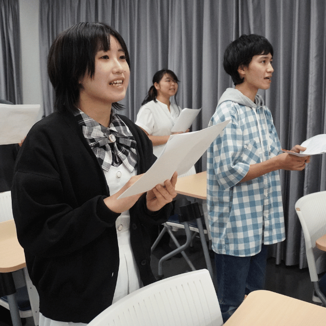 沖縄ラフ＆ピース専門学校 声のお仕事『ナレーション』に楽しくチャレンジ！1
