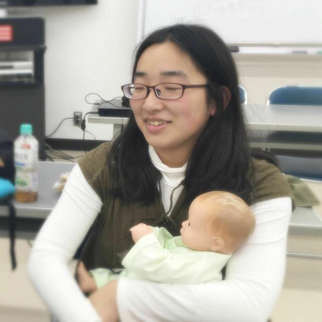 日本デザイン福祉専門学校 12/5(日)「赤ちゃんマネキンを使ったケア体験」保育こども1