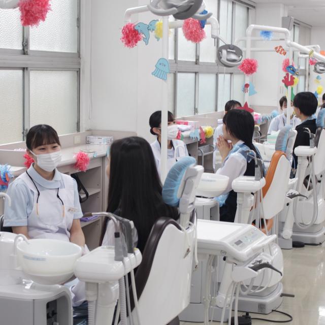 専門学校宮城高等歯科衛生士学院 お仕事体験が4種類できる！7月のオープンカレッジ2
