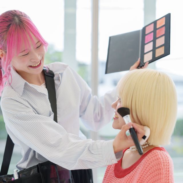 大村美容ファッション専門学校 体験B　トレンドヘアメイク2
