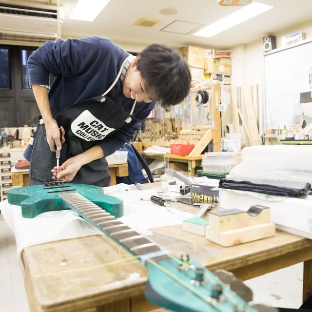 キャットミュージックカレッジ専門学校 【ギタークラフト＆リペア】楽器業界お仕事別クリニック！1