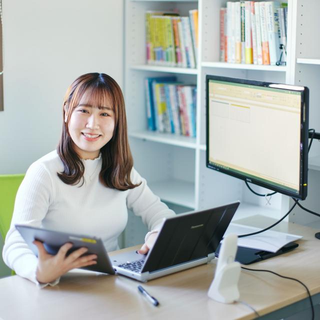 新潟会計ビジネス専門学校 【ITビジネス総合学科】簿記×ITで最先端の学び！1