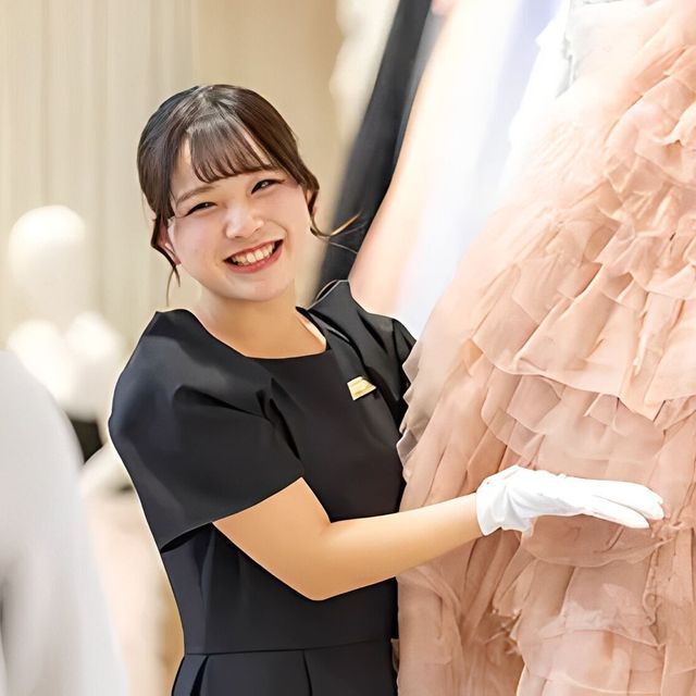 専門学校　福岡ビジョナリーアーツ 【ウェディング】ドレスコーディネーターさんのお仕事1