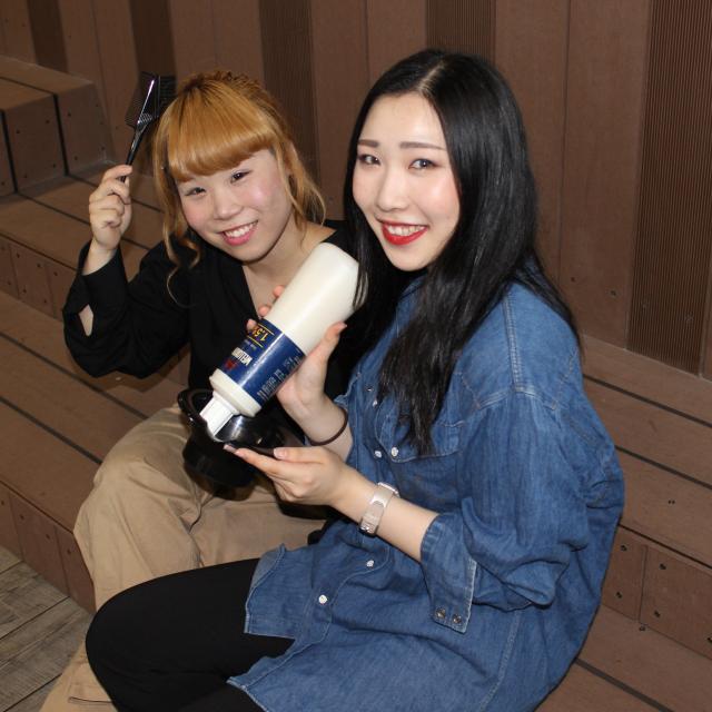 足利デザイン・ビューティ専門学校 美容総合科:ユニコーンカラーもできちゃう!ブリーチ編第2弾。1