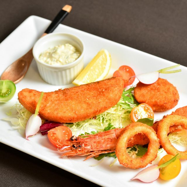 札幌ベルエポック製菓調理専門学校 【フード★じっくり体験DAY】シーフードミックスフライ1