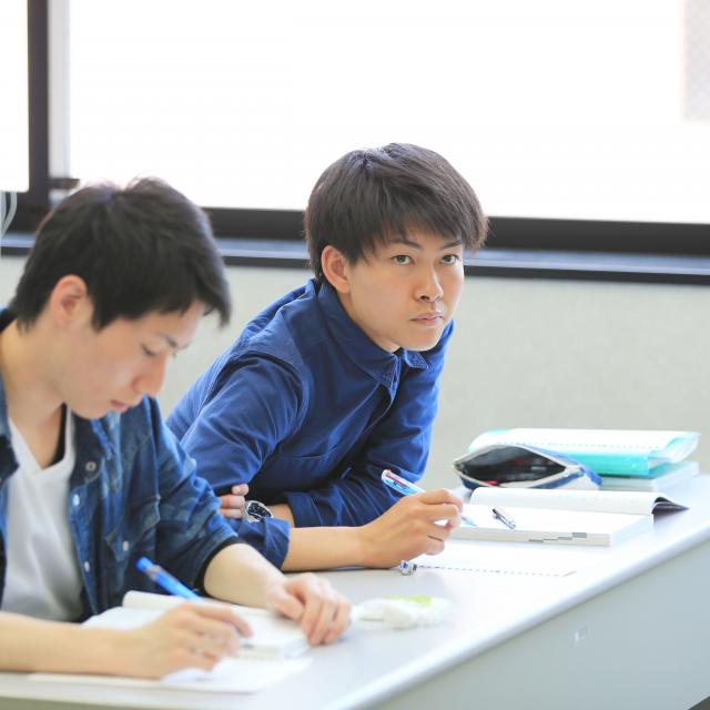 上田情報ビジネス専門学校 公務員試験に挑む!必勝のヒミツが!【行政事務コース】1