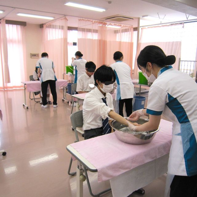 よしみず病院附属看護学院 昼の部 2026オープンキャンパス　なりたい私に繋がる3年間3