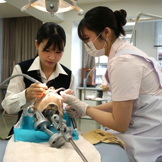 大阪歯科衛生士専門学校 【歯科衛生士のお仕事を見てみよう！】オープンキャンパス1