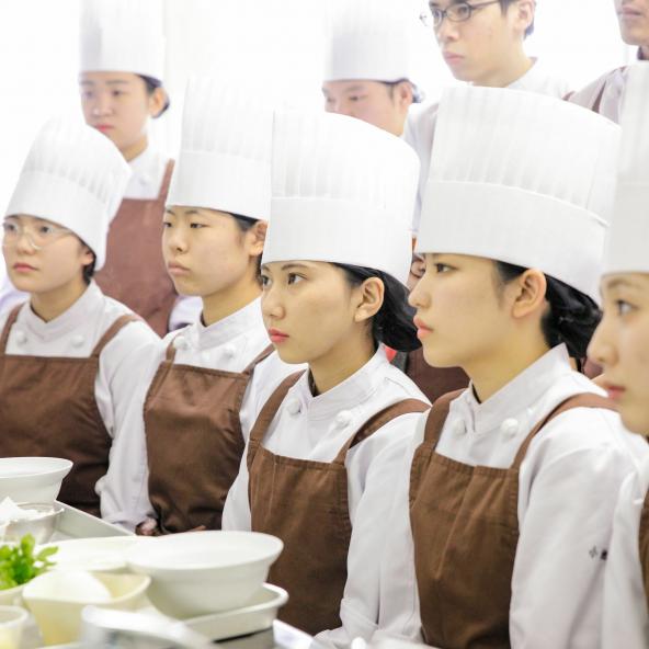 悠久山栄養調理専門学校 資料請求 願書請求 学校案内 スタディサプリ 進路