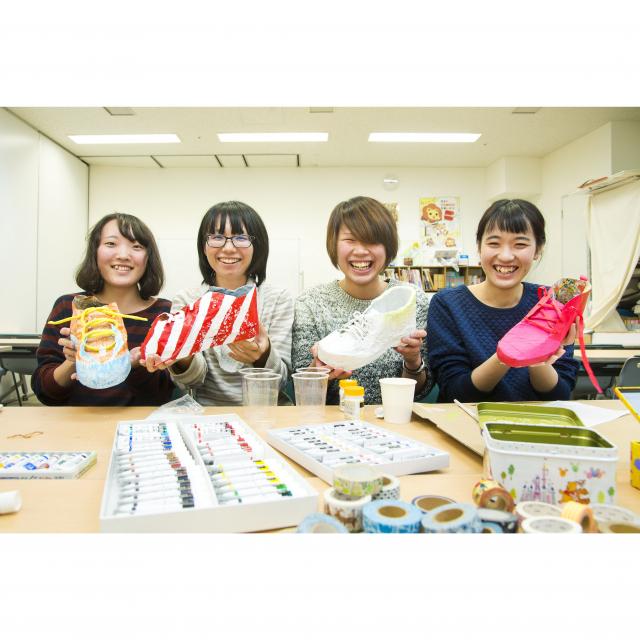 総合学園ヒューマンアカデミー横浜校 デザイン業界セミナー1