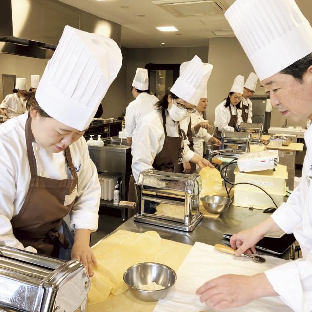 辻調理師専門学校 東京 Food & Sweets  Xmas Festa4