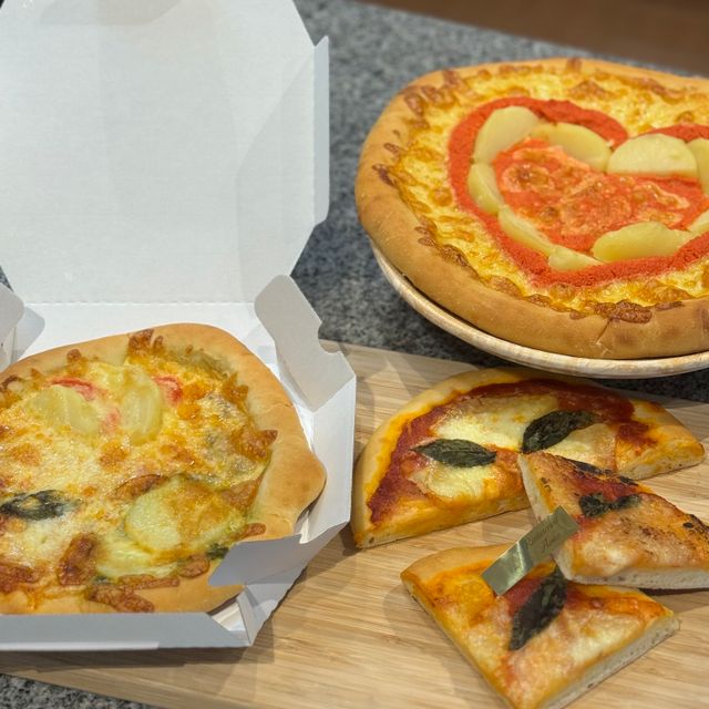富山調理製菓専門学校 【製菓技術科】８/２３（日）本格窯で焼き上げよう！窯焼きピザ1