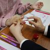 湘南医療福祉専門学校 【第2部介護福祉科】ネイルケアで変わる！？整容の介護を学ぼう