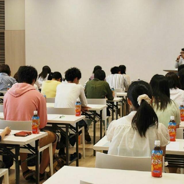 国際理容美容専門学校 学校説明会1