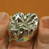 歯科技工士の技がわかる！【金属を磨いてピカピカ金歯作り】の詳細