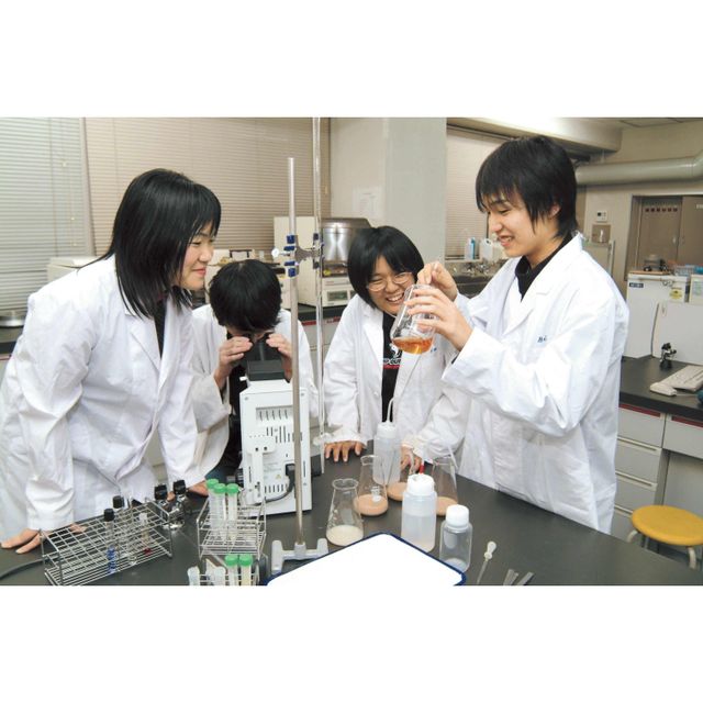 大阪建設専門学校 【ビオトープ】環境・生態学を専門家から直接学ぼう！4