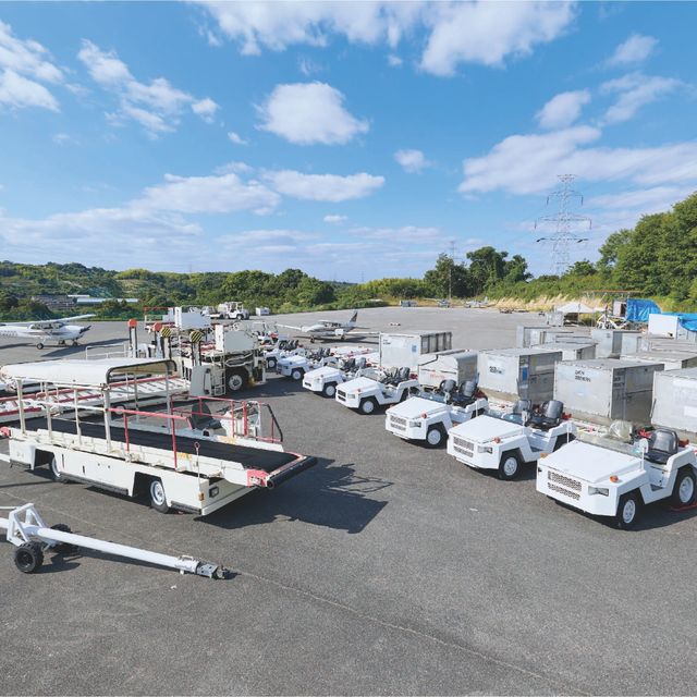 大阪航空専門学校 ［ エアポート学科 ］グランドハンドリングを体験！1