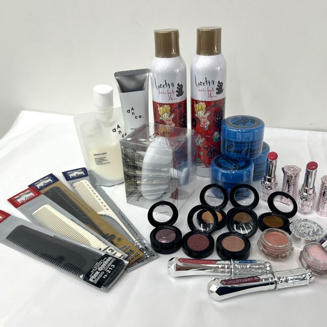 大村美容ファッション専門学校 体験B　ギャルメイクに挑戦2