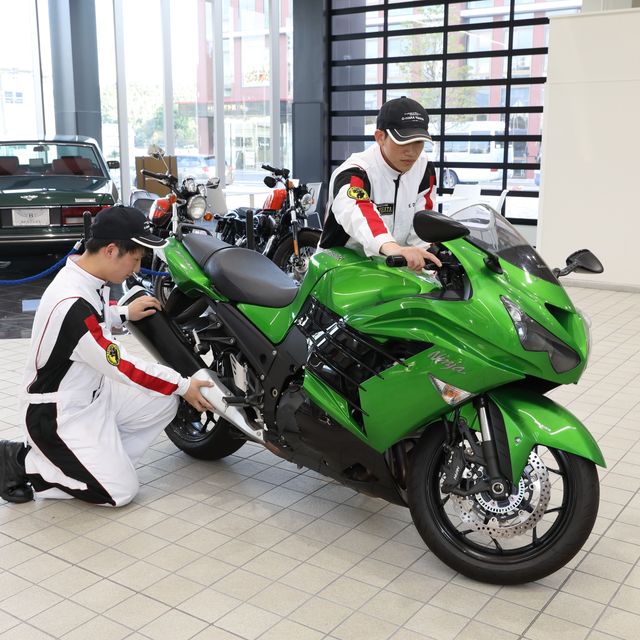 専門学校西日本昴自動車工科大学校 【バイク整備体験】バイクの構造を確認しよう！1