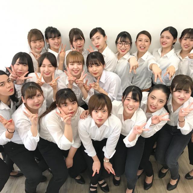 足利デザイン・ビューティ専門学校 トータルビューティ科:スペシャル!エステ・メイク・ネイル1