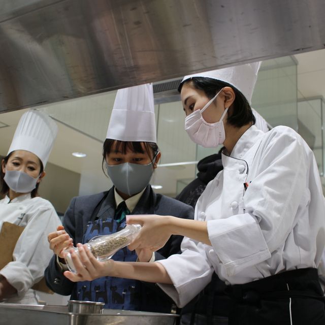 富山調理製菓専門学校 【調理技術科】６/２０（土）キンパ和風アレンジ2