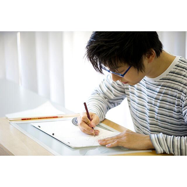 アミューズメントメディア総合学院 【アニメーション学科】プロの現場から学ぶアニメ作画体験1