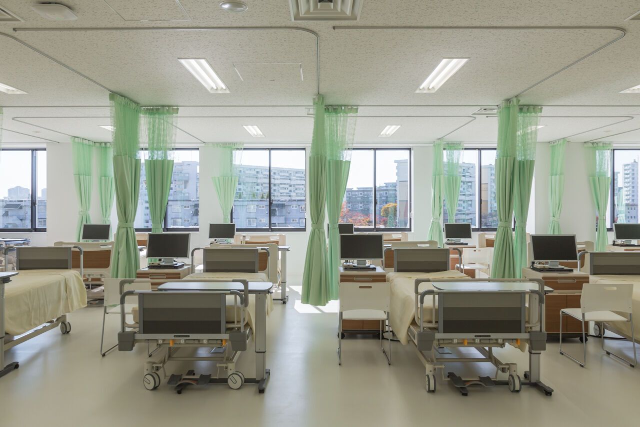 獨協医科大学附属看護専門学校三郷校 | 資料請求・願書請求・学校案内