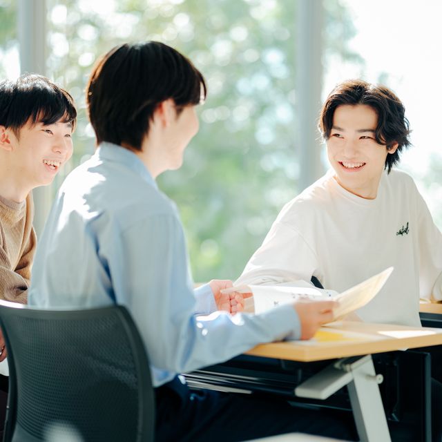 開志専門職大学 人生や進路を考えるヒントが見つかる！【事業創造】1