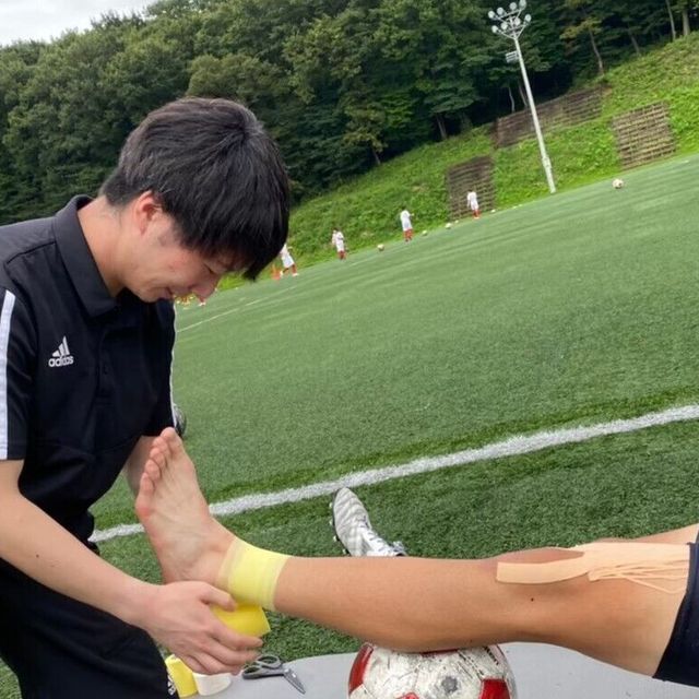 東京呉竹医療専門学校 【柔道整復科】オープンキャンパス【選手を支えるテーピング】3
