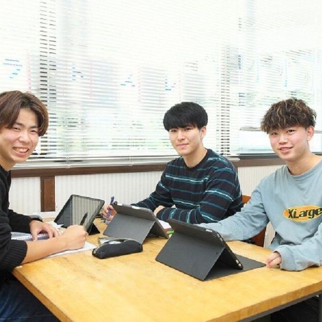 明治東洋医学院専門学校 iPadでいつでも教室。iPadで体験する新しい学び方3