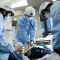 吉田学園医療歯科専門学校 救急隊の資機材を使って心肺蘇生にチャレンジ！【救急救命士】