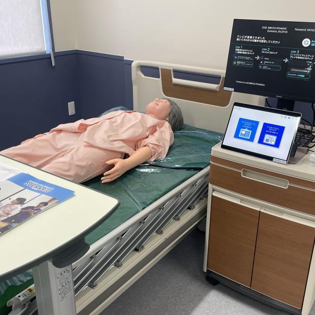 岡山医療福祉専門学校 【看護学科特別企画】最新シミュレーションルームで看護体験！3