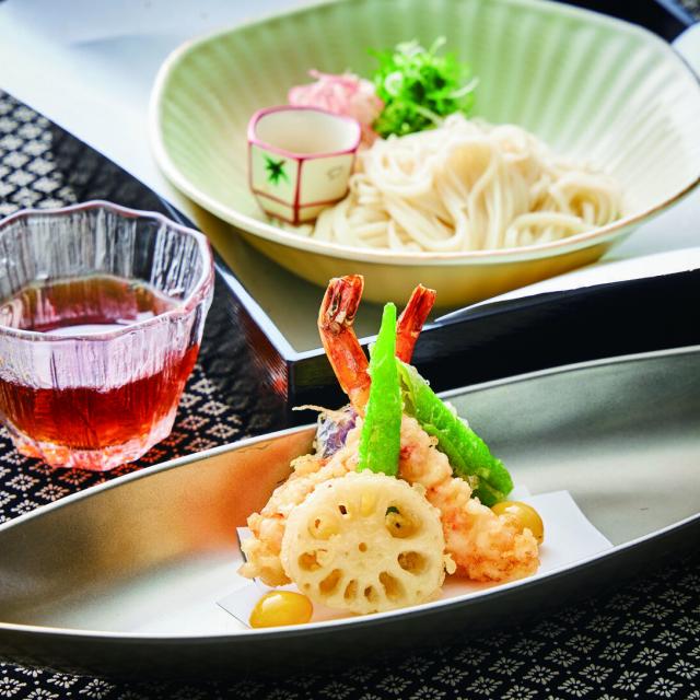 吉祥寺二葉栄養調理専門職学校 ☆調理☆季節の天ぷらと稲庭うどん1