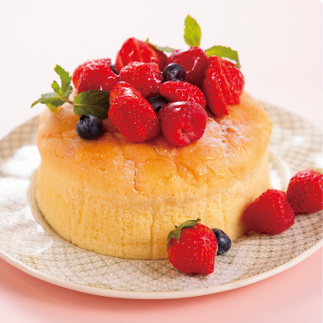 東京山手調理師専門学校 5/5【製菓】「絹どけ」米粉シフォン1