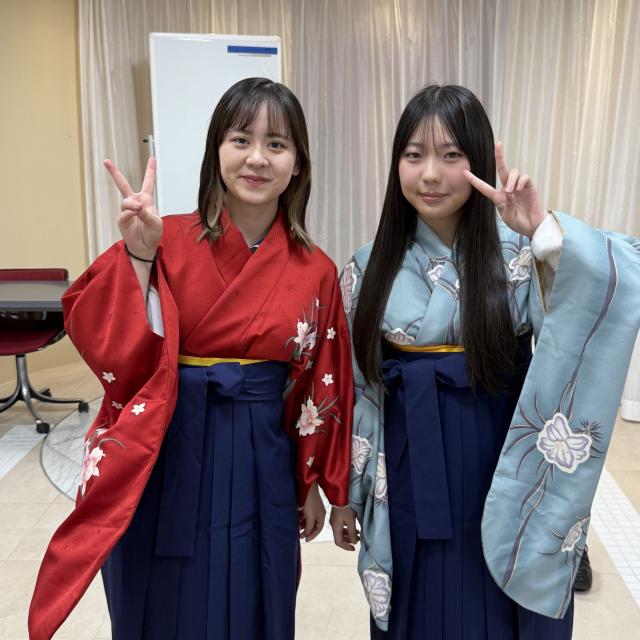 名古屋ビューティー専門学校 袴（はかま）に挑戦！！1