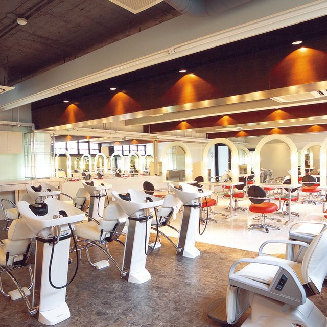 アミューズ美容専門学校 学校見学&個別相談(来校or オンライン)3