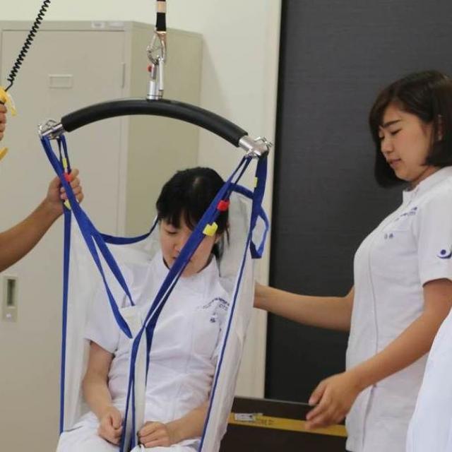 神戸医療福祉専門学校三田校 【作業療法士科】夏休み個別進路相談会1