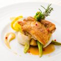 クリスマスのメインディッシュ☆チキンステーキの香草焼き／愛知調理専門学校