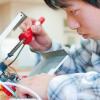 日本工学院専門学校 【電子工学】電子工作体験を通じて電子技術の基礎を学ぼう！