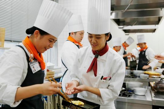 新宿調理師専門学校 就職 資格 スタディサプリ 進路