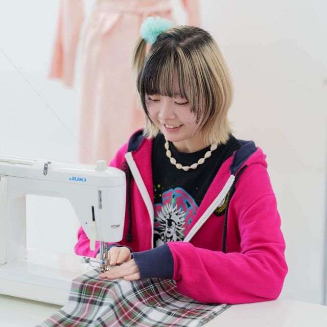 大村美容ファッション専門学校 体験C　オリジナルバッグ製作1