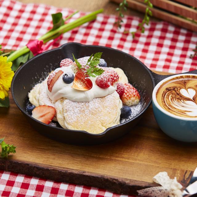 札幌ベルエポック製菓調理専門学校 【スイーツ体験】焼きたてふわふわ♪ベリーベリーパンケーキ1