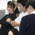 専門学校岡山ビューティモード ヘアビューティ学科｜ワインディングの基礎を教えちゃいます！！